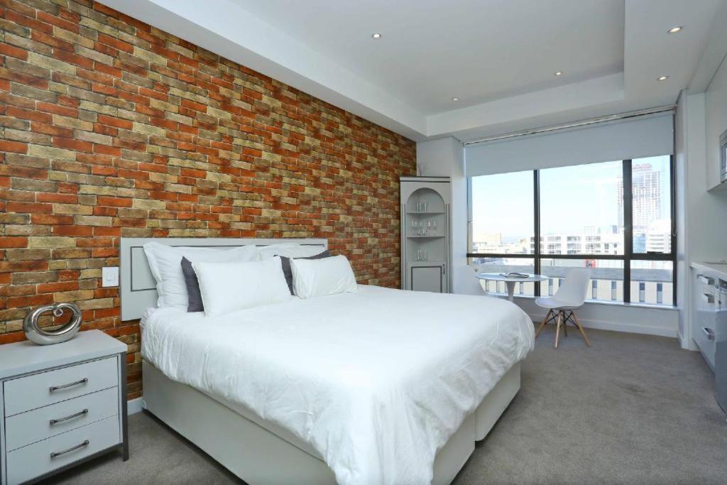 Sandton Skye Apartments Йоханнесбург Экстерьер фото